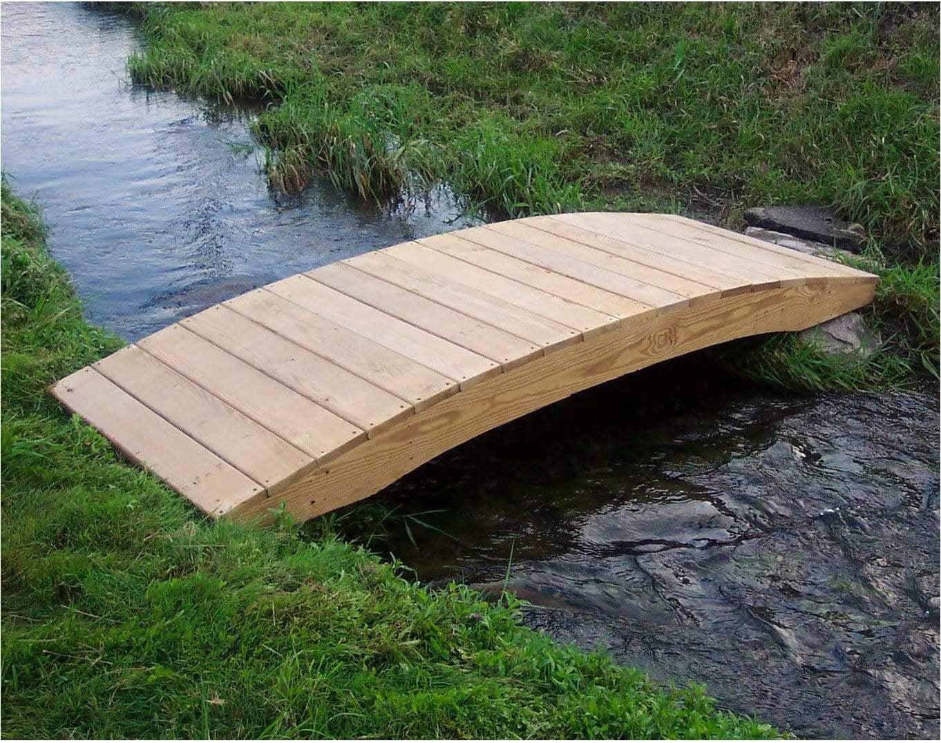 Creekvine Designs 4' Behandelte Pine Fiore Plank Garden Bridge