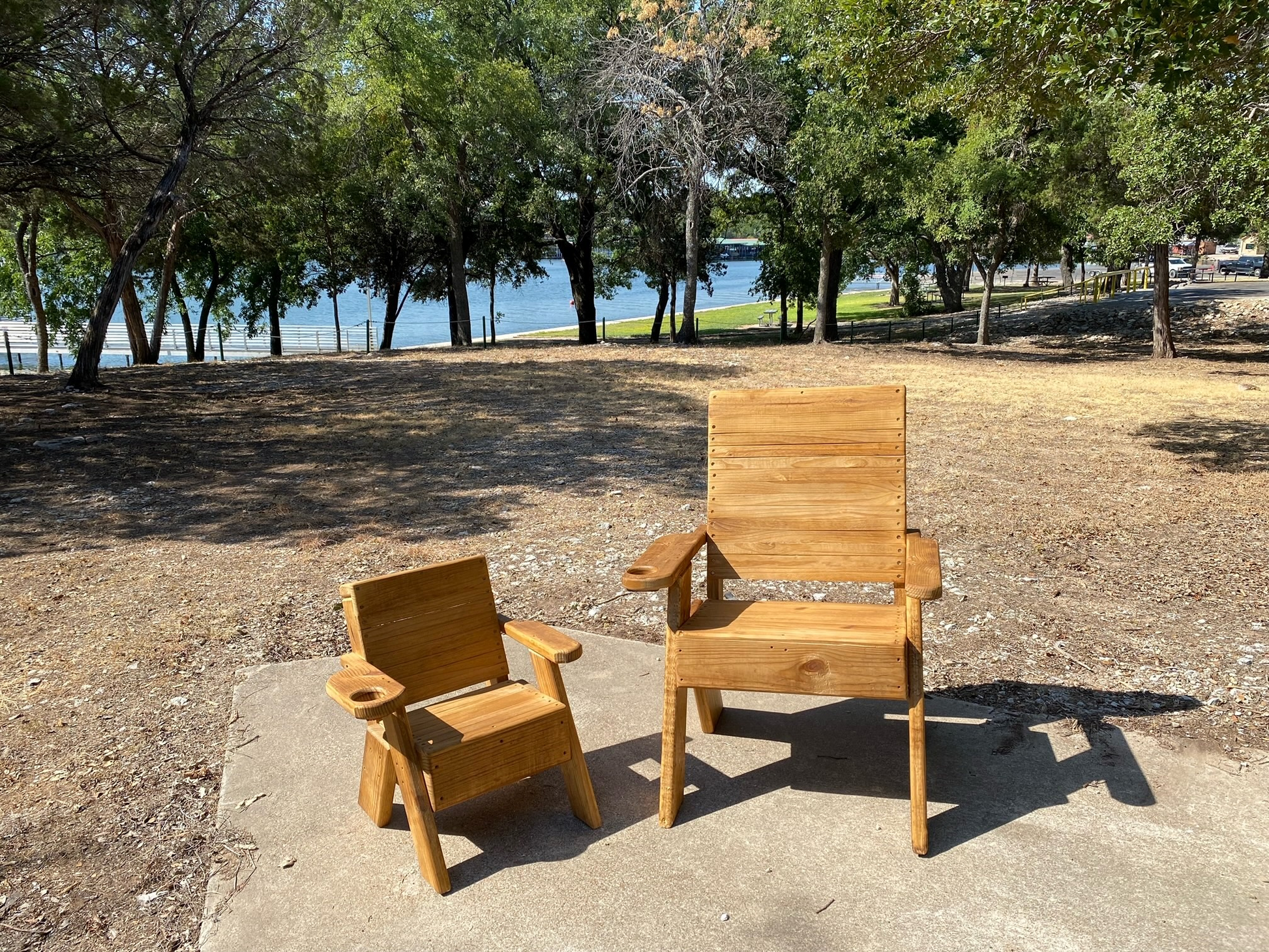 RS Bro Designs Rustic Brockett Style Kinderstühle