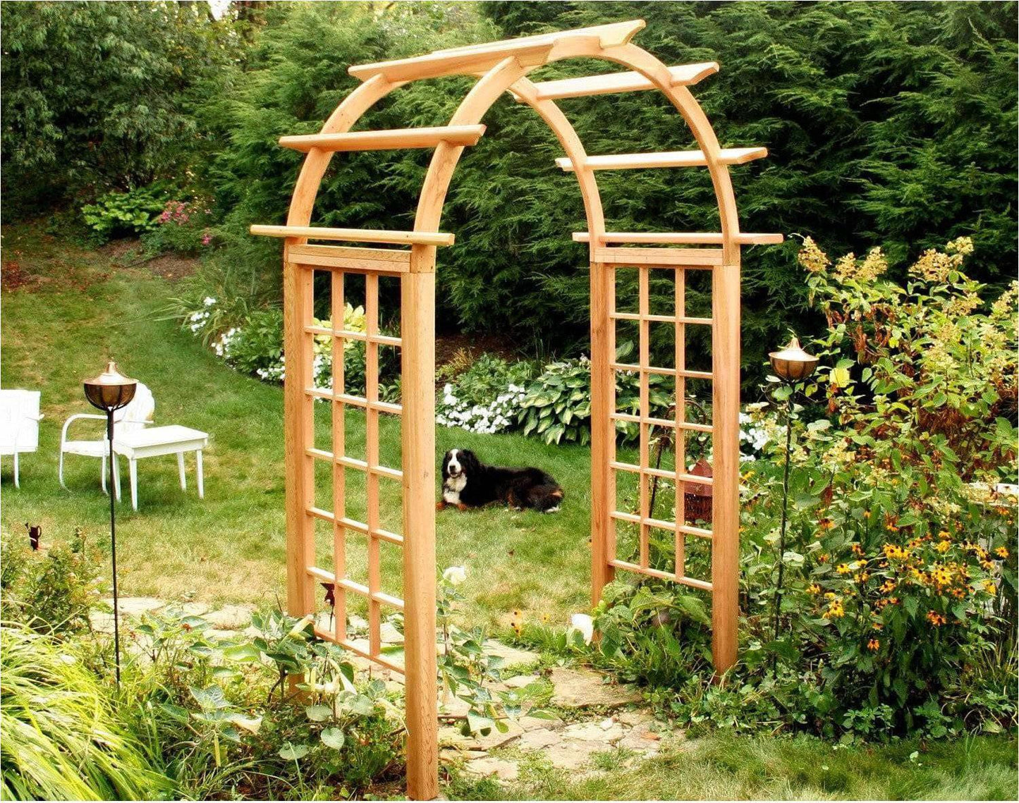 Creekvine Designs Cedar Bogen Arbor