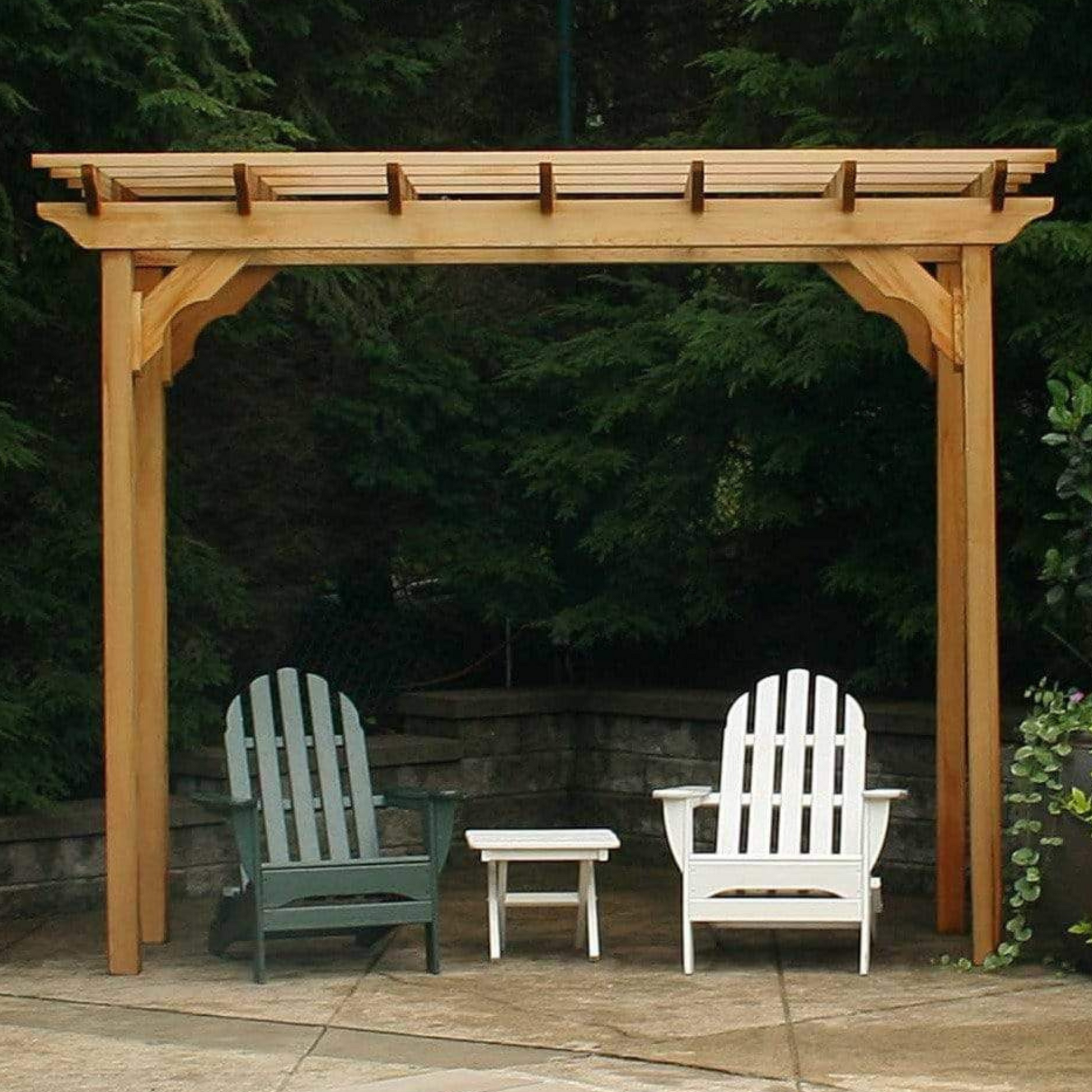 Creekvine Designs Rot Cedar Innenhof Pergola