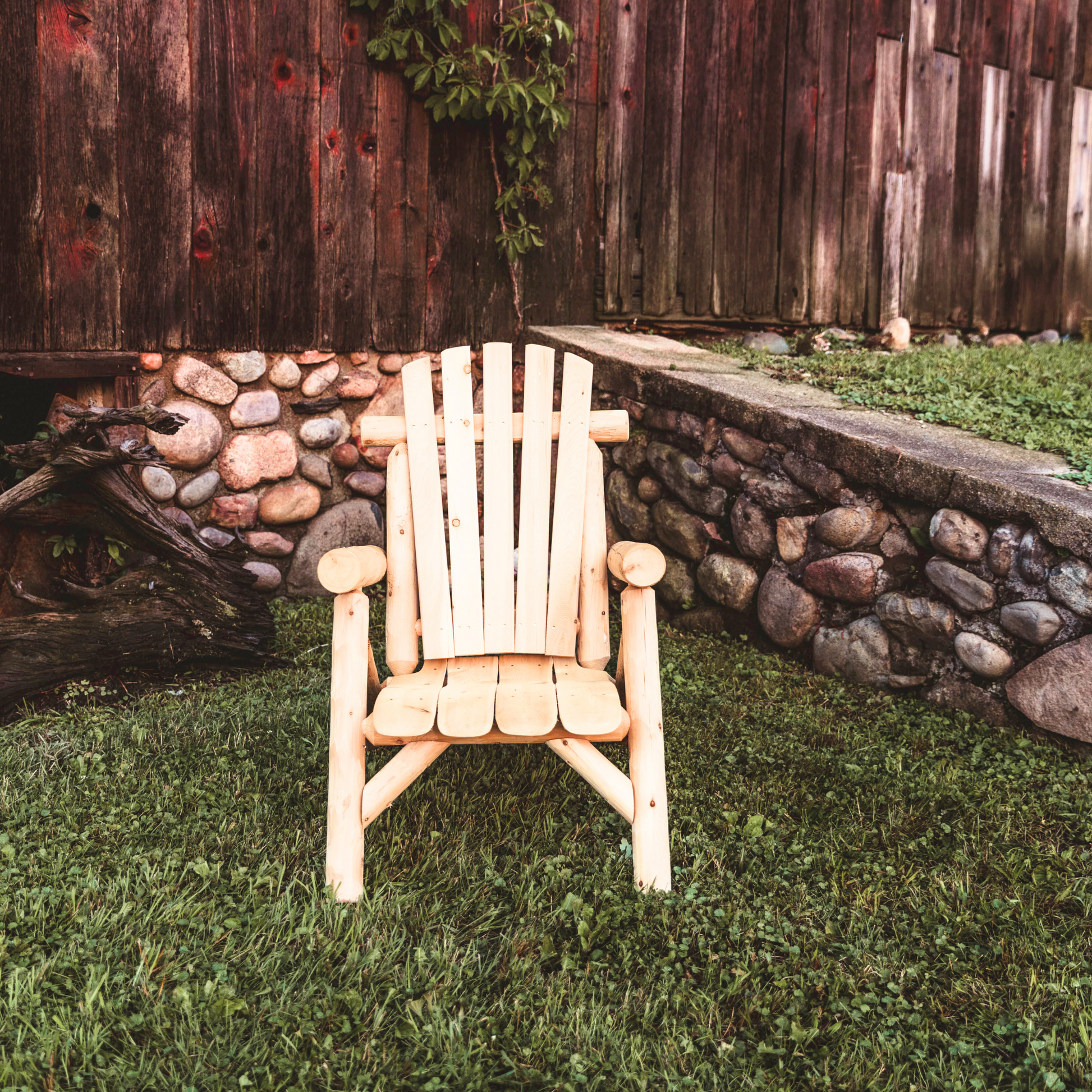 Lakeland Mills Cedar Log Loungesessel