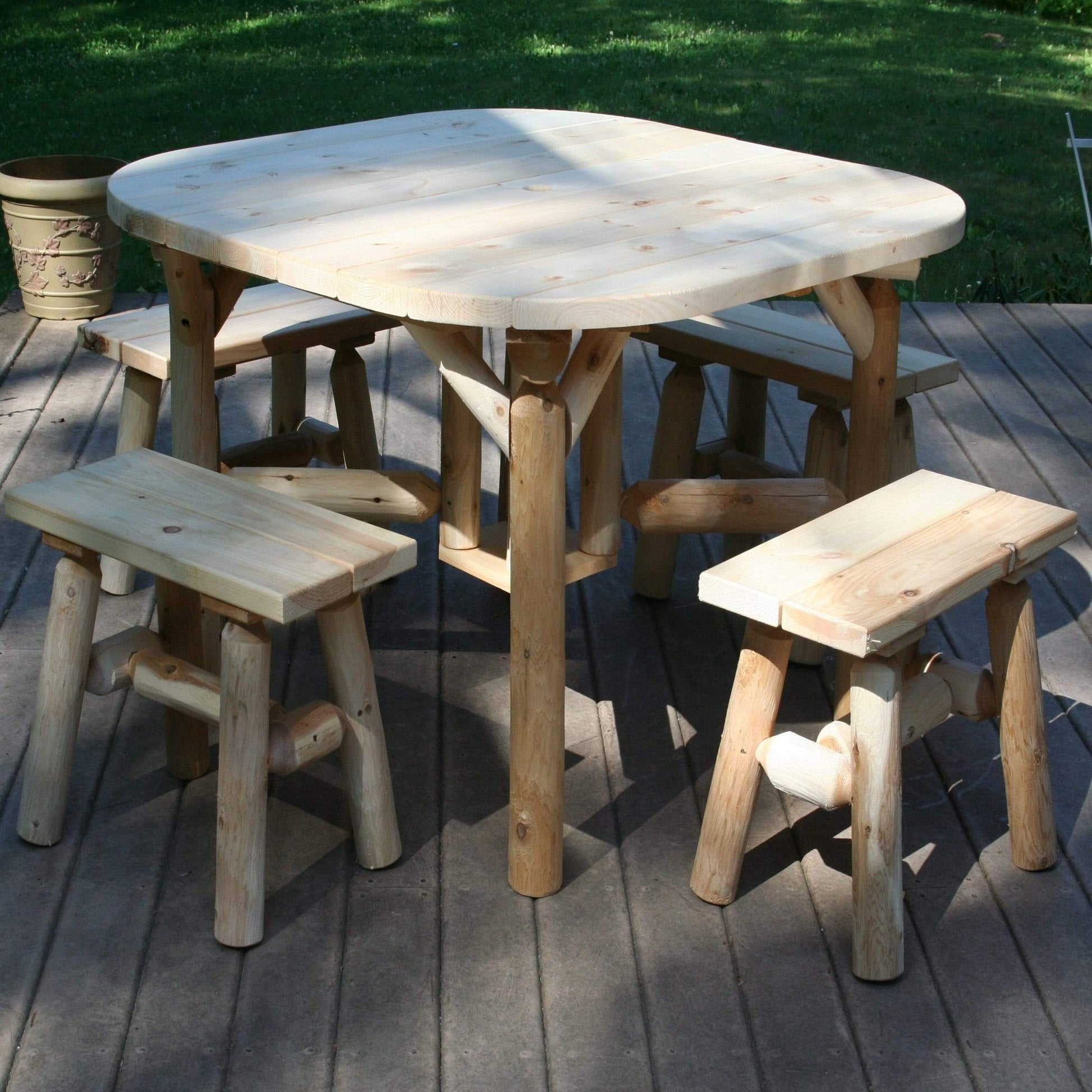 Lakeland Mills Cedar Log Outdoor-Esstisch