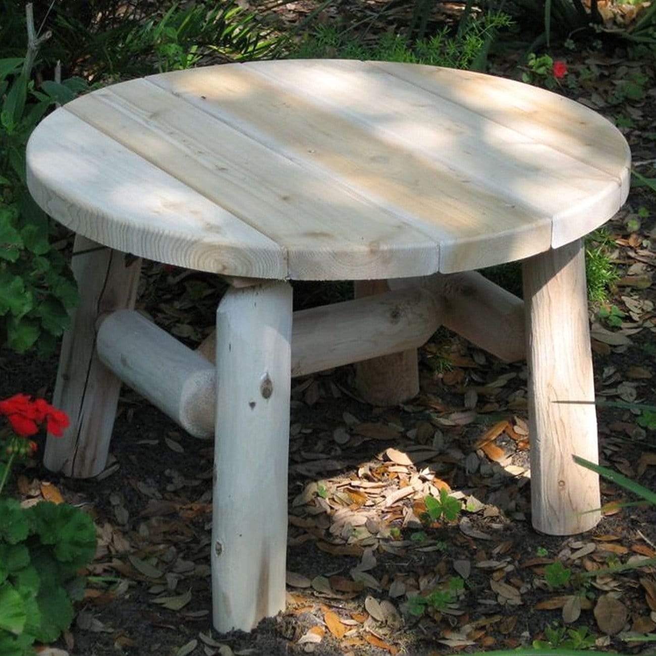 Lakeland Mills Cedar Log Round Couchtisch