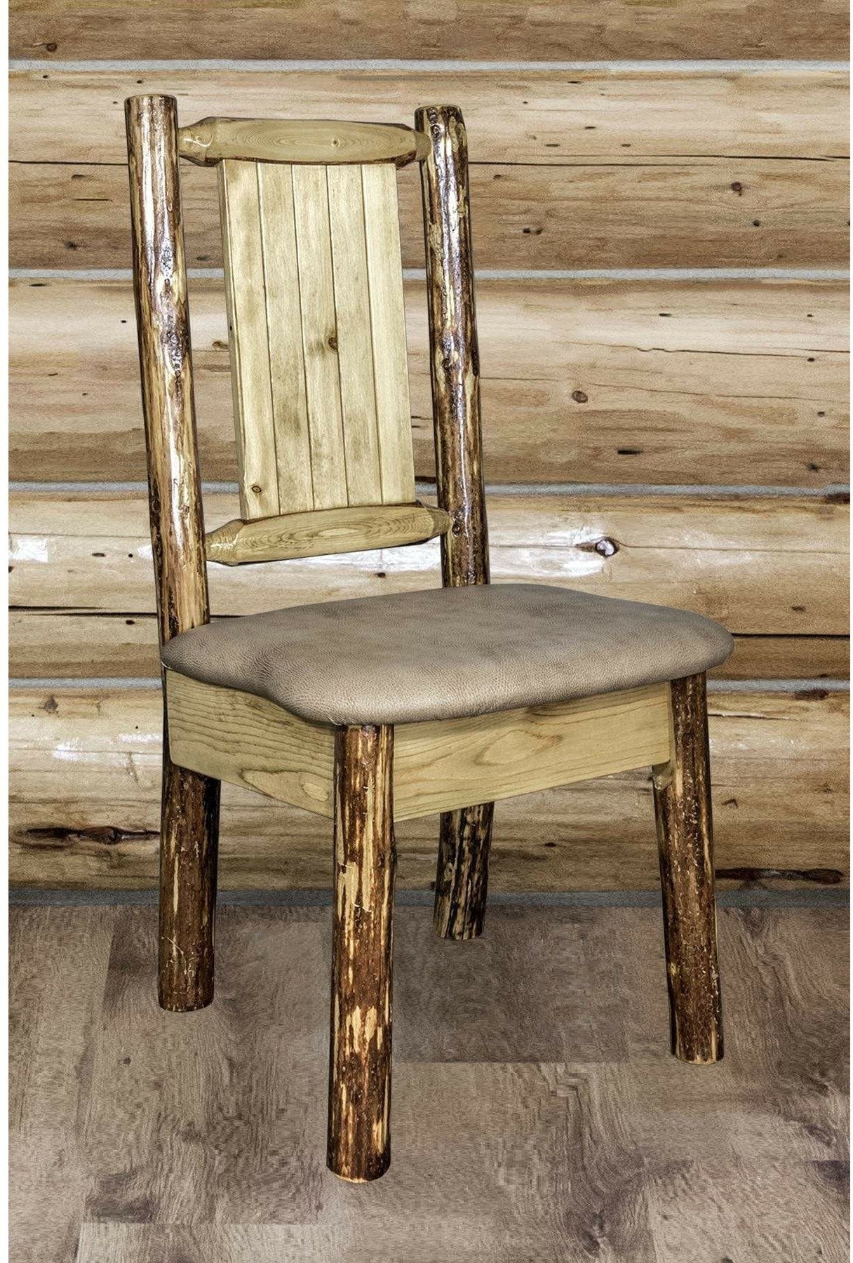 Montana Woodworks Glacier Country Kollektion Seitenstuhl Buckskin Polsterung mit Lasergravur Design