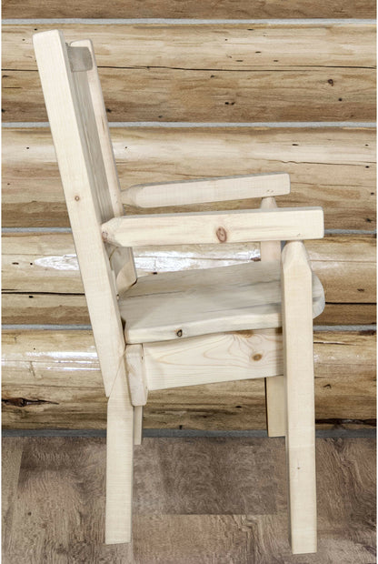 Montana Woodworks Homestead Kollektion Kapitänsstuhl mit Lasergravur - Bereit zum Abschluss