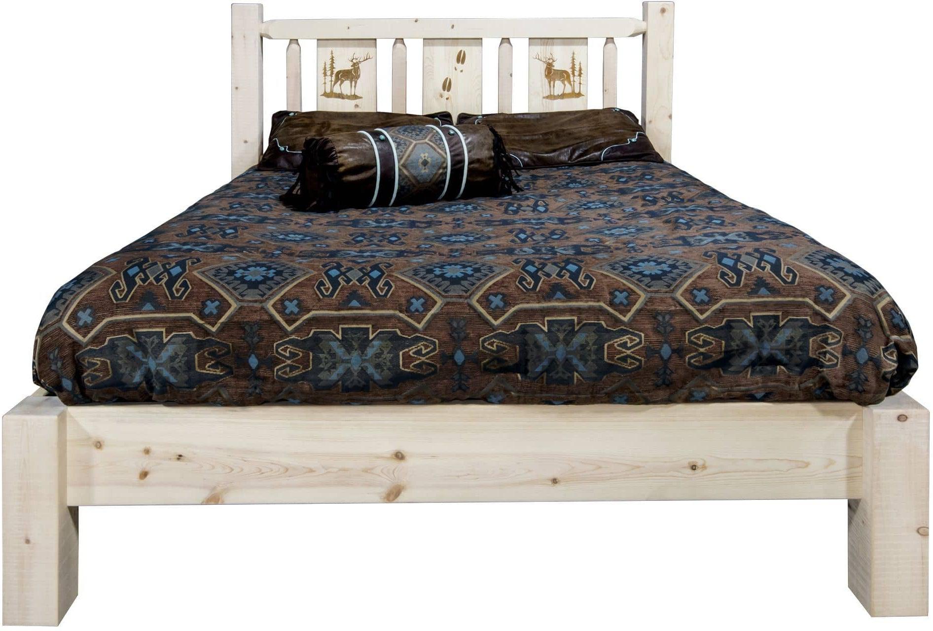 Montana Woodworks Homestead Kollektion King Platform Bett mit Lasergravur Design - Klare Lacquer Finish
