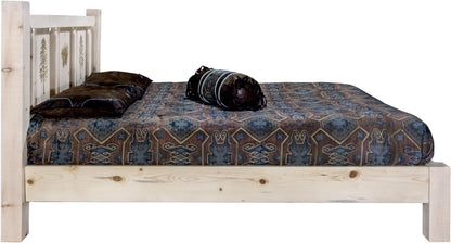 Montana Woodworks Homestead Kollektion Queen Platform Bett mit Lasergravur Design - Klare Lacquer Finish