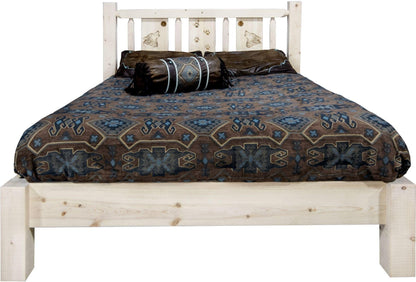 Montana Woodworks Homestead Kollektion Queen Platform Bett mit Lasergravur Design - Klare Lacquer Finish