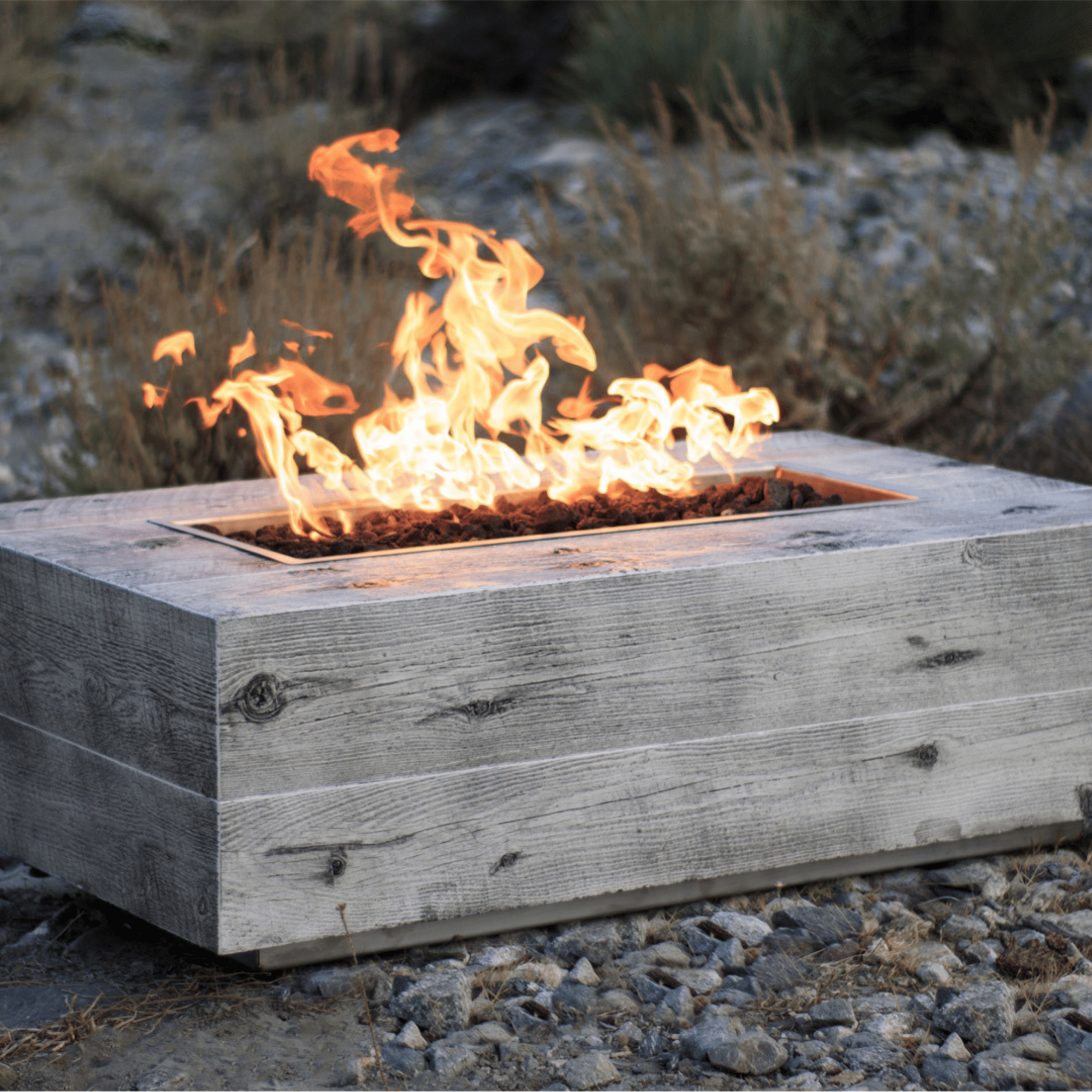 DIE AUSSENSTELLE PLUS Coronado Holzkornfeuerstelle